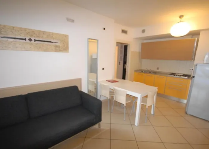 Lovely Beachside Flat With A Luminous Terrace *