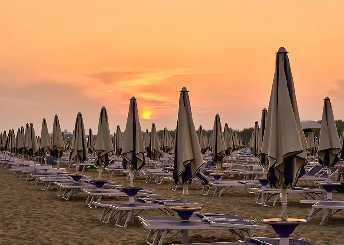 Lovely Beachside Flat With A Luminous Terrace Apartman Bibione