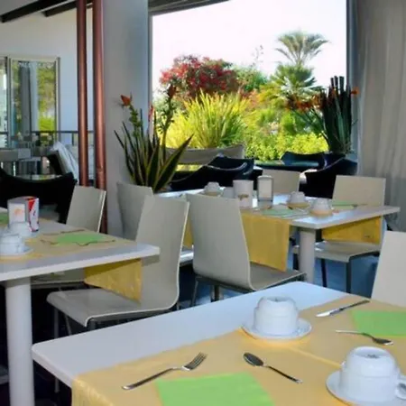 Lovely Beachside Flat With A Luminous Terrace Appartement Bibione